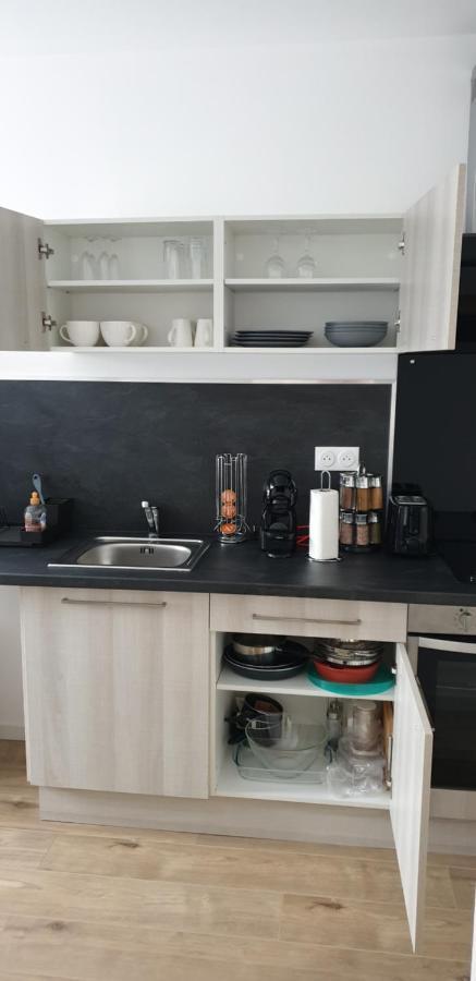 L'Aurore Doree, Duplex Renove - Parking Prive - Wifi Gratuit Apartment Saint-Quentin  Luaran gambar