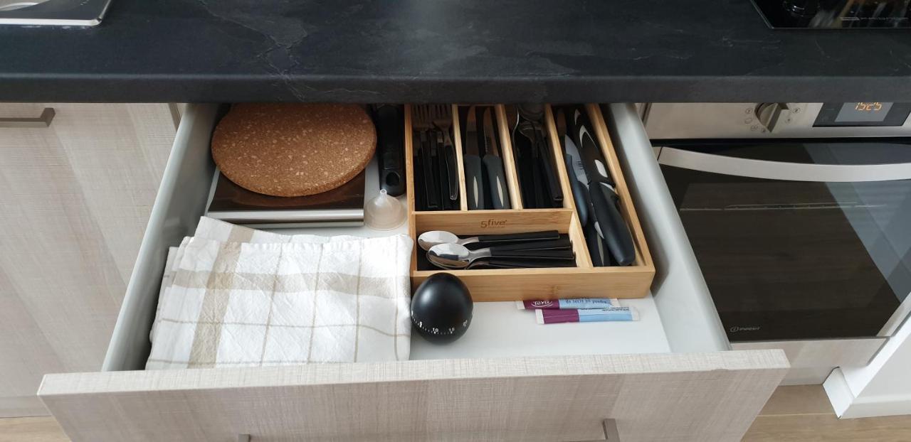 L'Aurore Doree, Duplex Renove - Parking Prive - Wifi Gratuit Apartment Saint-Quentin  Luaran gambar